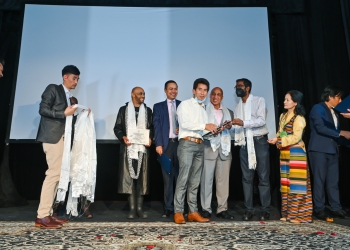 0E2F63F5-1383-4C77-90D0-B09C75C0FAC1