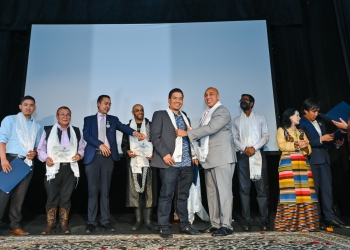 32550D4A-9FF7-4B5E-B370-38A3960ACEA5