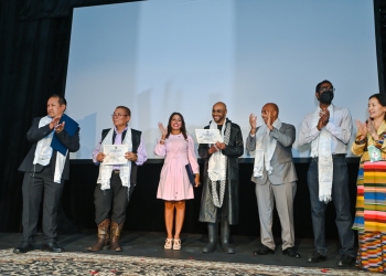 3E8C8AE0-C979-4717-A57B-75D2A1FE2141