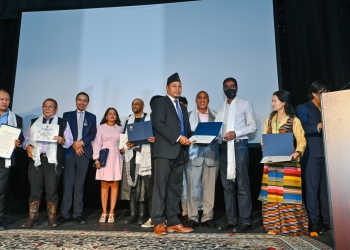 7B605B5C-23F3-4B52-9B8D-5F52F0EFCAD8