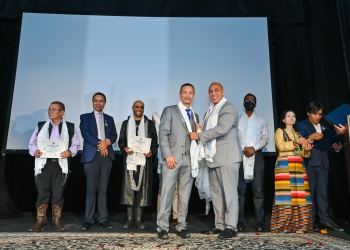 99F980B9-A645-45EC-ABF4-636274822381