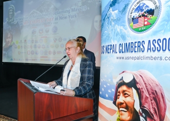 FE6DAAED-A1C5-458A-BEFE-817DB9E03E89